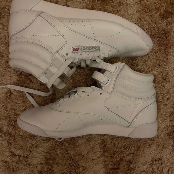 Reebok Shoes - REEBOK - Womens hightop sneaker size 8.5